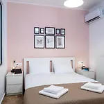 Urban Elegance, 3-bedroom Flat In Heart Of Chania Apartman