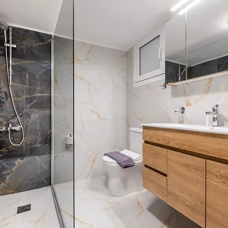 Urban Elegance, 3-bedroom Flat In Heart Of Chania Lägenhet