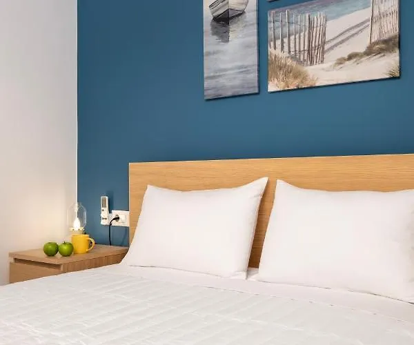 Urban Elegance, 3-bedroom Flat In Heart Of Chania * Ханья (Крит)